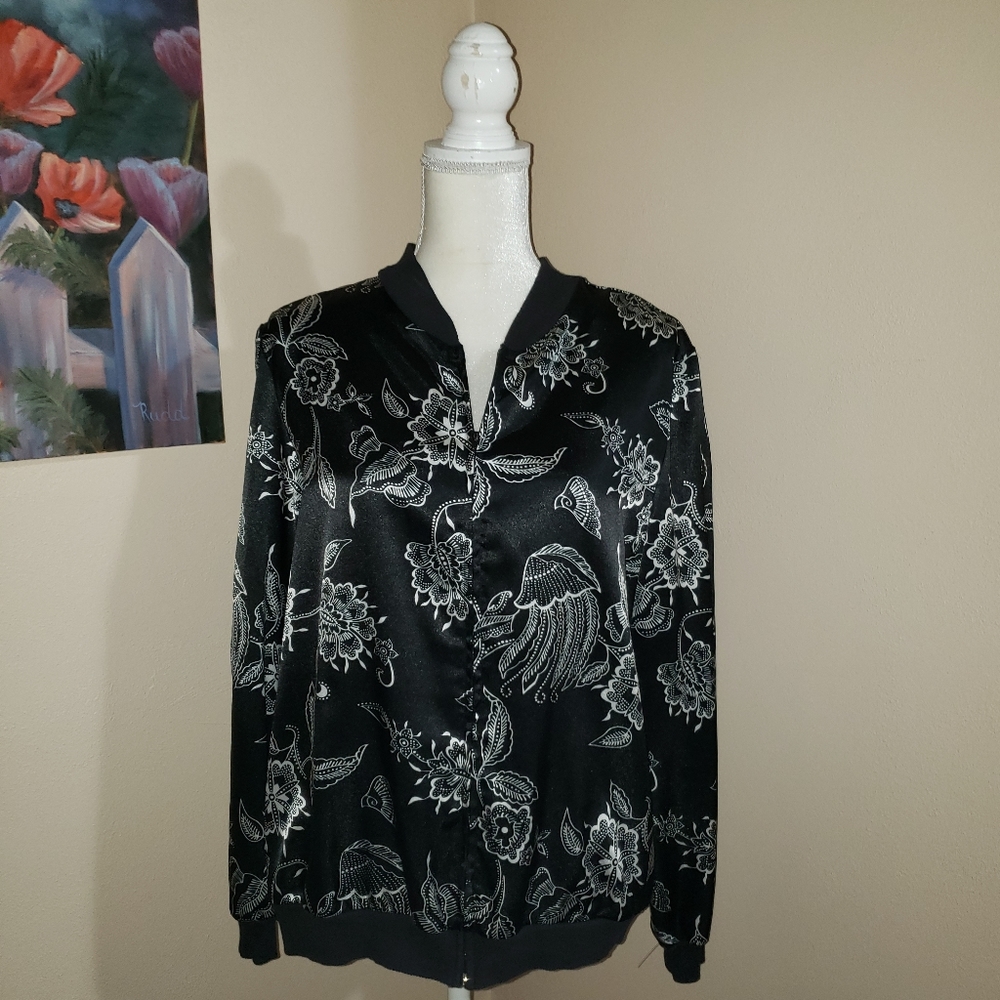 Anthony Original Size M EUC Zips